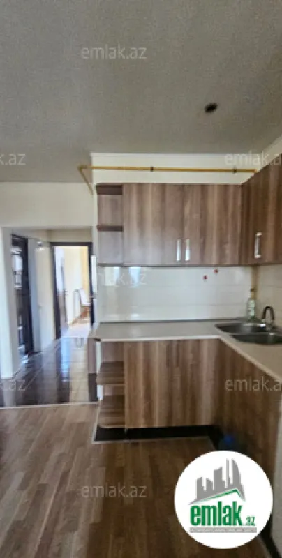 Satılır 2 otaqlı köhnə tikili 55 m²