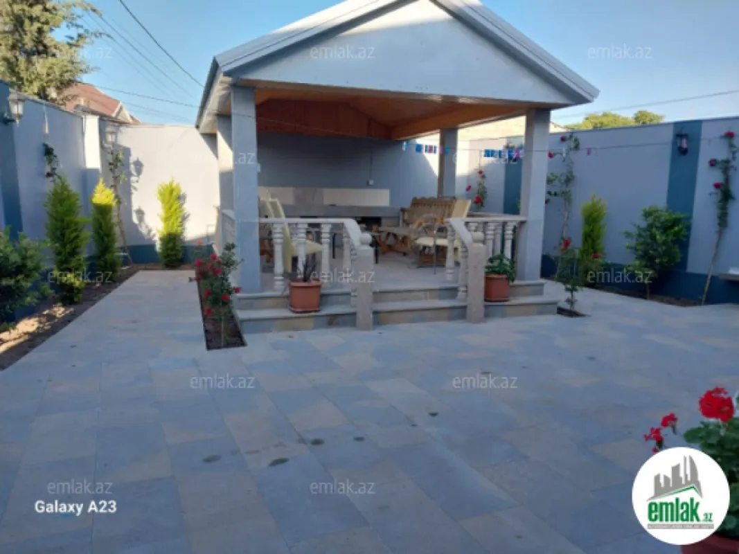 Satılır 3 otaqlı həyət evi 100 m²