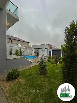 Satılır 5 otaqlı mənzil 250 m²