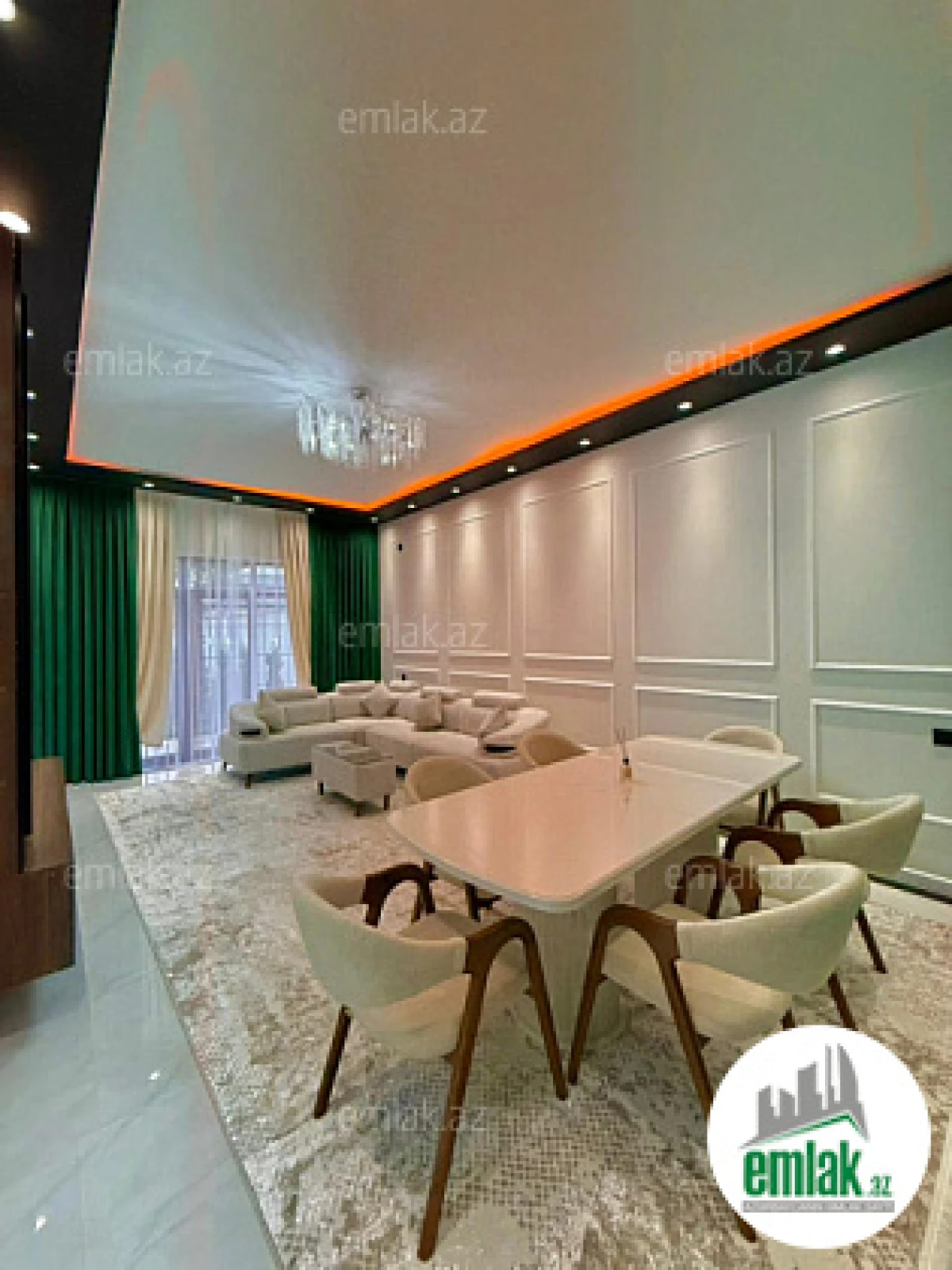 Satılır 4 otaqlı mənzil 180 m²