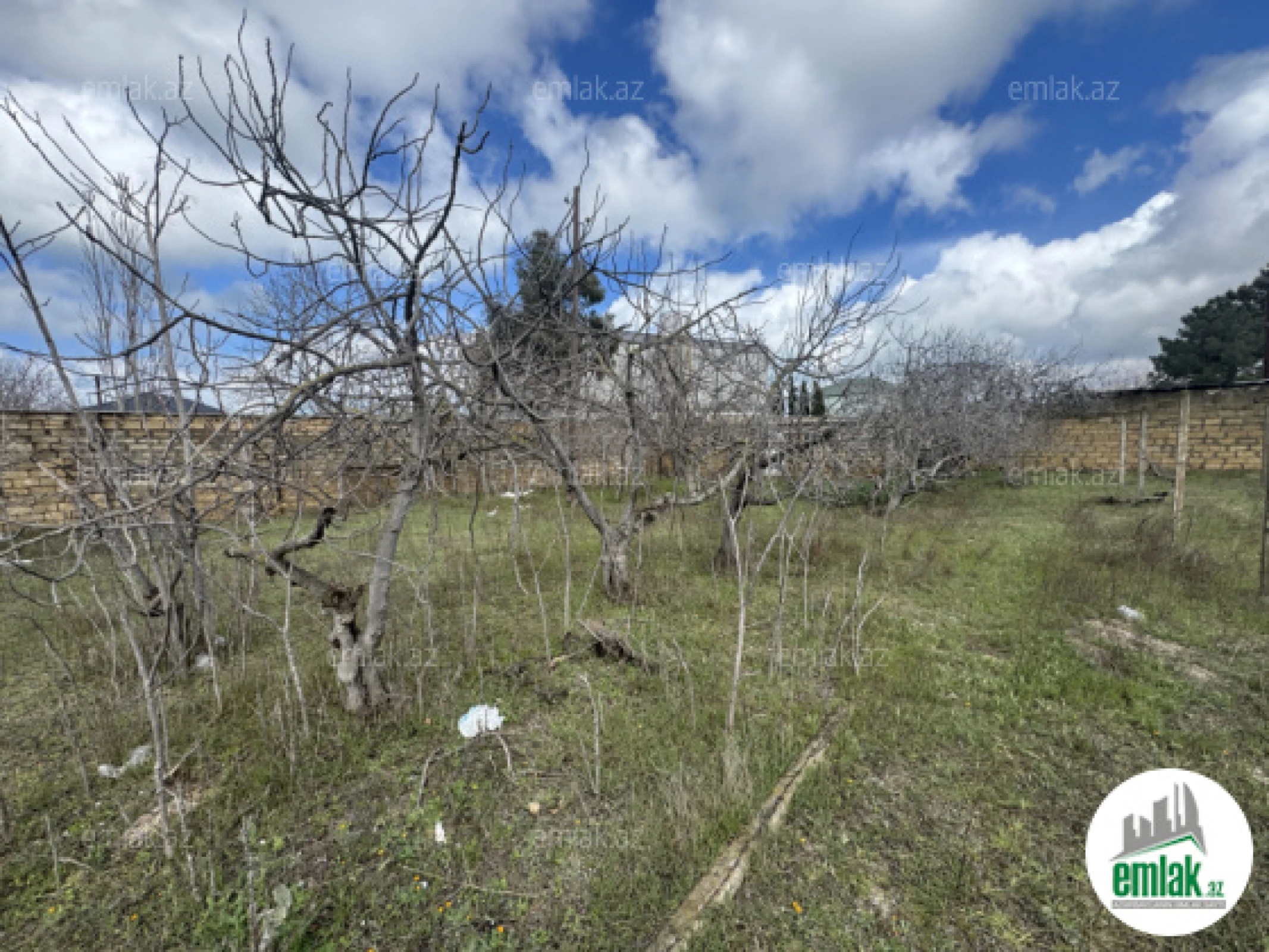 Satılır torpaq sahəsi 15 m²