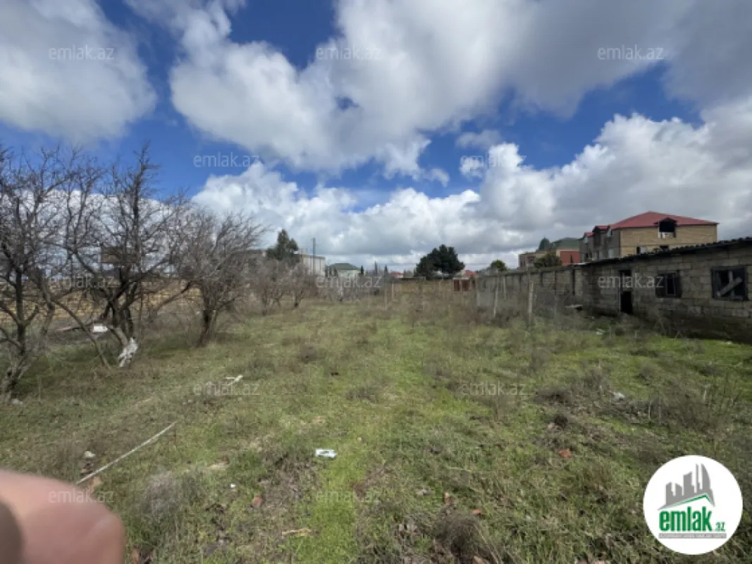 Satılır torpaq sahəsi 15 m²