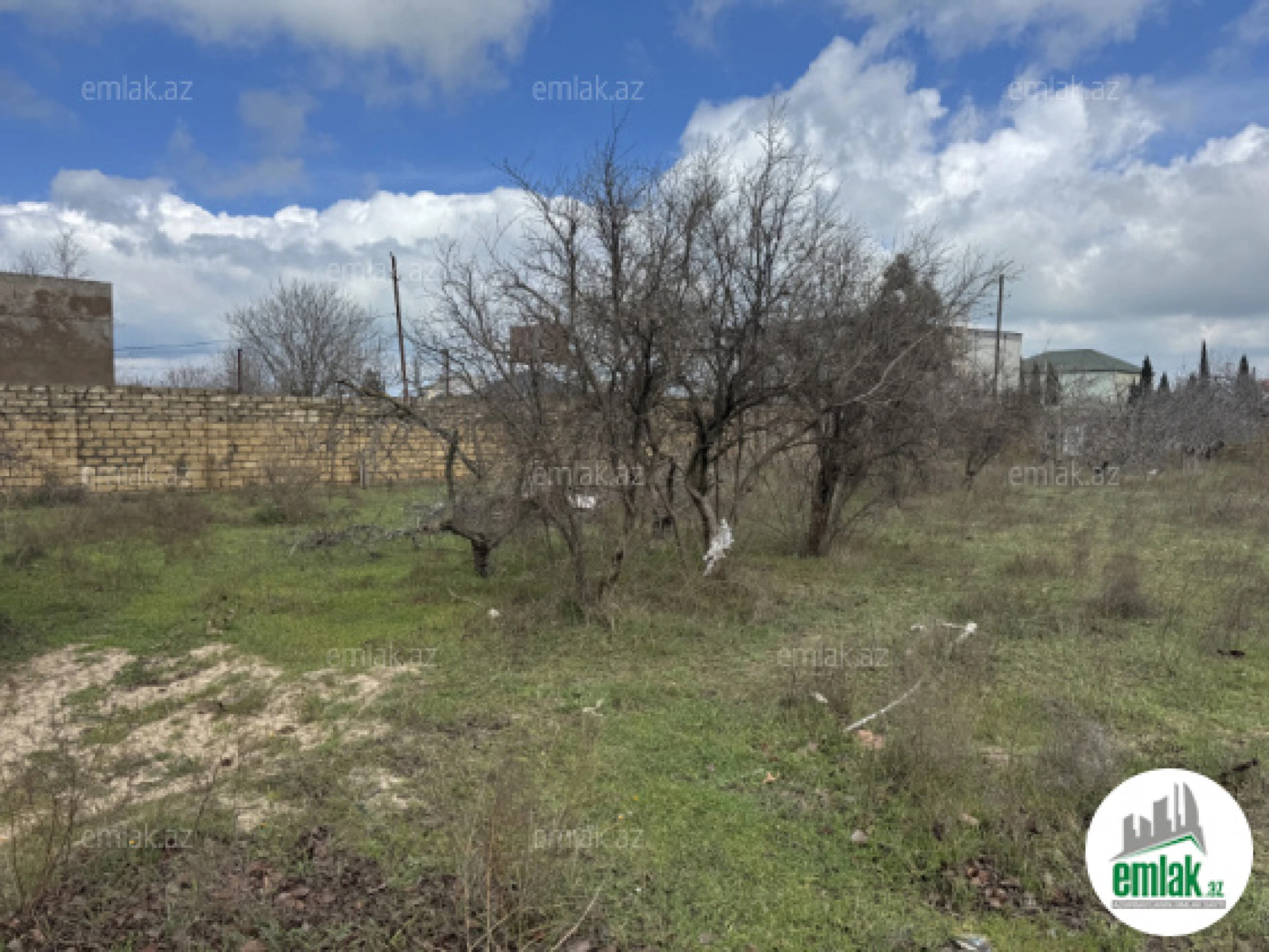 Satılır torpaq sahəsi 15 m²