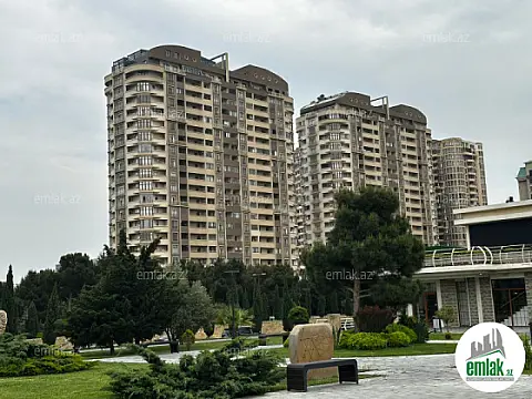 Satılır 4 otaqlı yeni tikili 211 m²