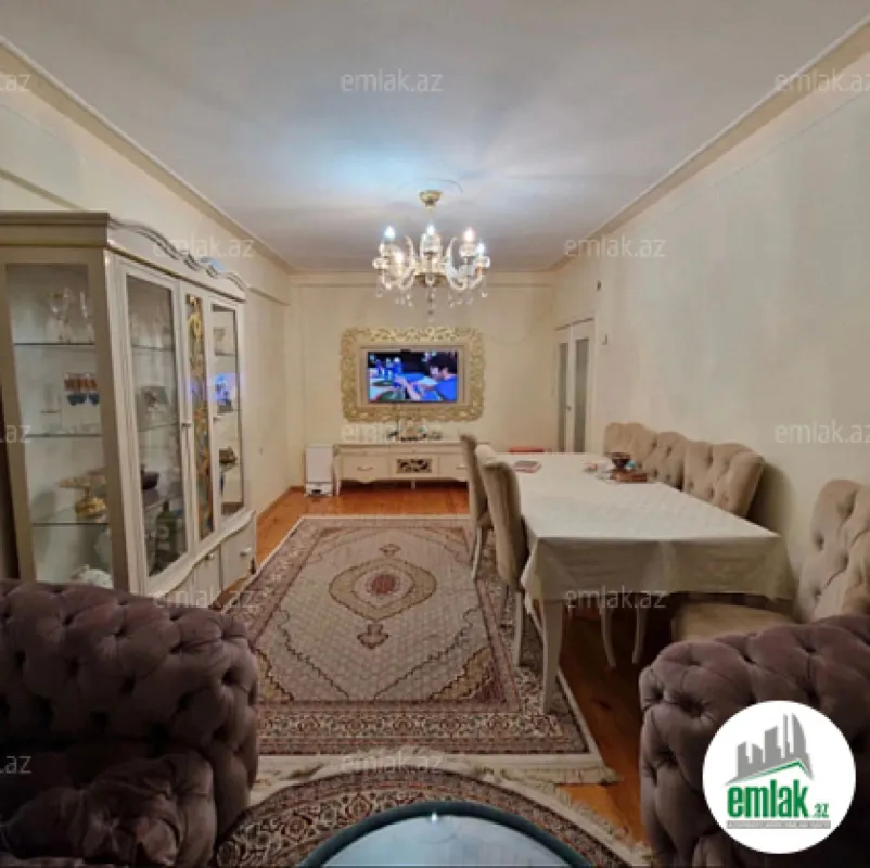 Satılır 3 otaqlı köhnə tikili 80 m²