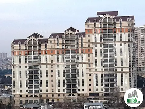 Satılır 4 otaqlı yeni tikili 210 m² — Bakı 4 otaq 210.00 m²
