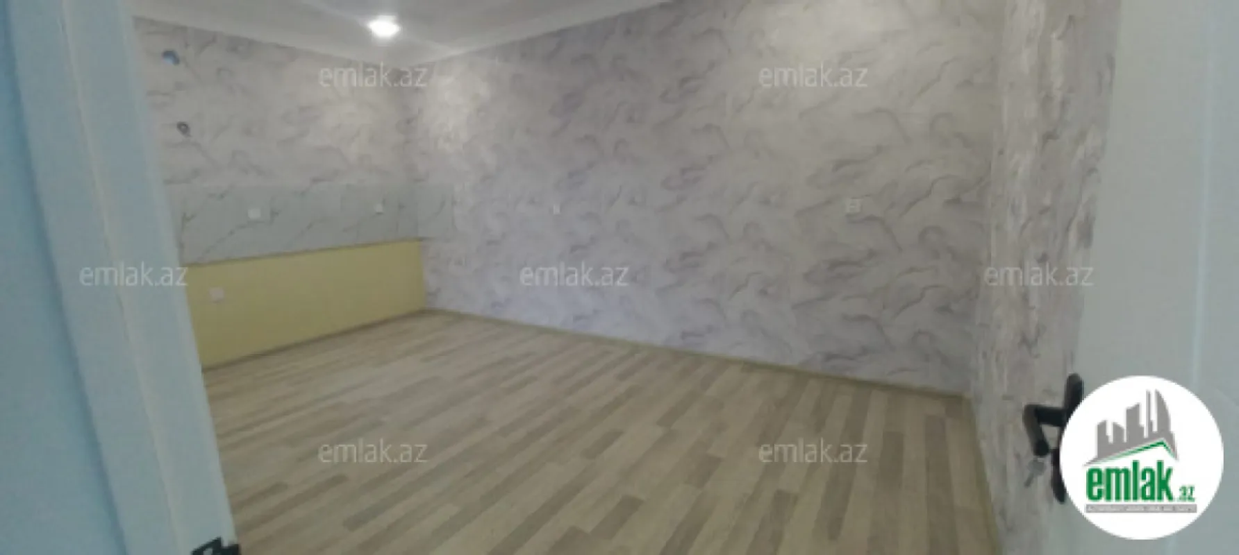 Satılır 4 otaqlı həyət evi 250 m²