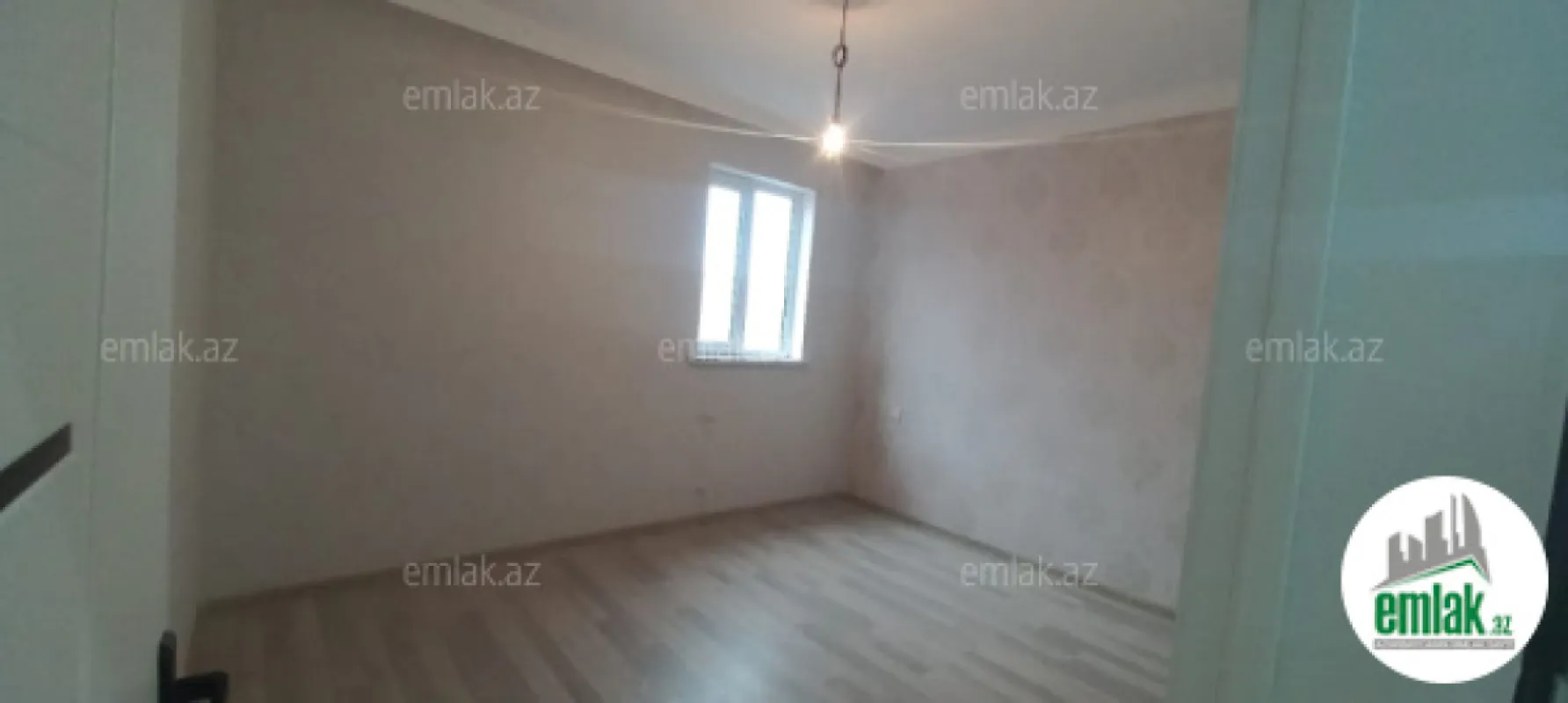 Satılır 4 otaqlı həyət evi 250 m²