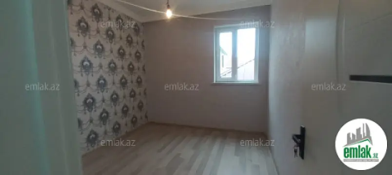 Satılır 4 otaqlı həyət evi 250 m²