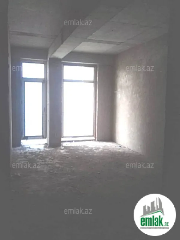 Satılır 4 otaqlı yeni tikili 185 m²