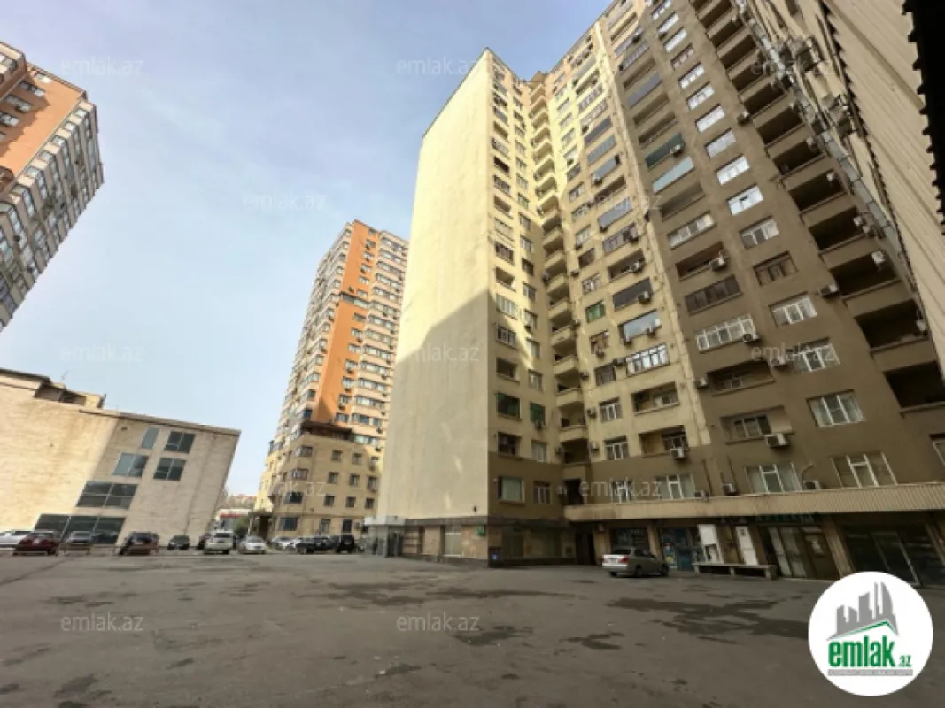 Satılır 3 otaqlı yeni tikili 157 m²