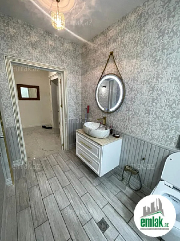 Satılır 3 otaqlı yeni tikili 100 m²