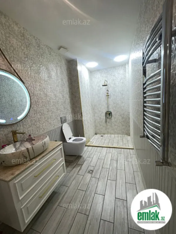 Satılır 3 otaqlı yeni tikili 100 m²