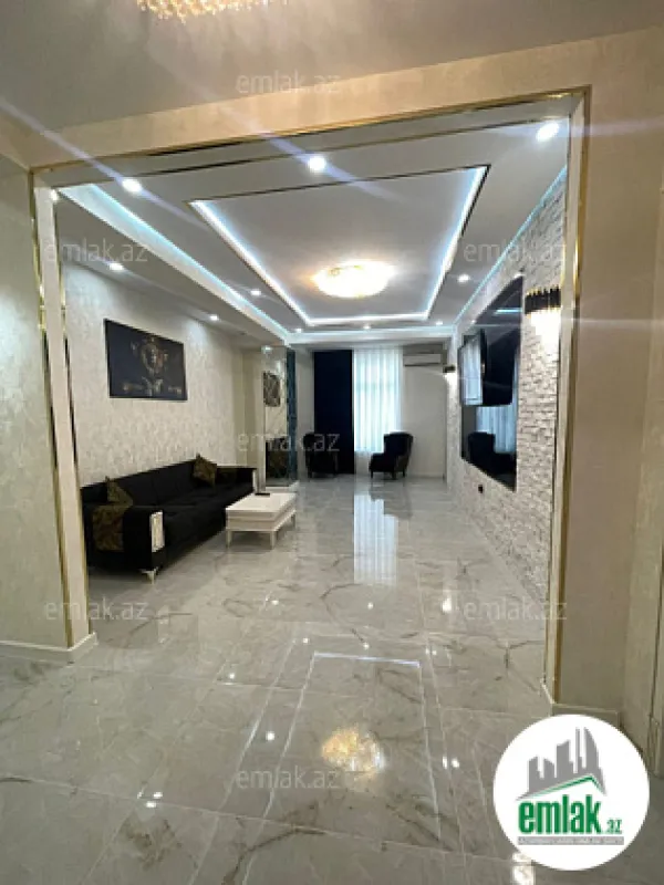 Satılır 3 otaqlı yeni tikili 100 m²