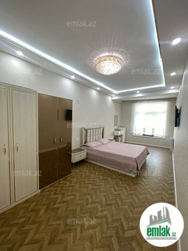 Satılır 3 otaqlı yeni tikili 100 m²