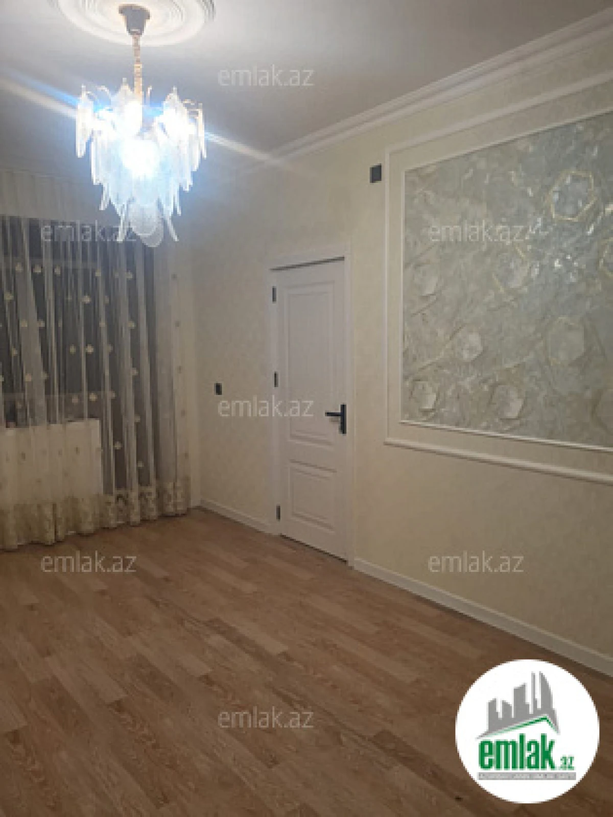 Satılır 2 otaqlı köhnə tikili 35 m²