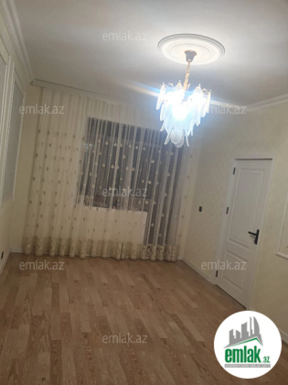Satılır 2 otaqlı köhnə tikili 35 m²