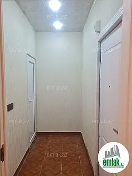 Satılır 2 otaqlı köhnə tikili 35 m²