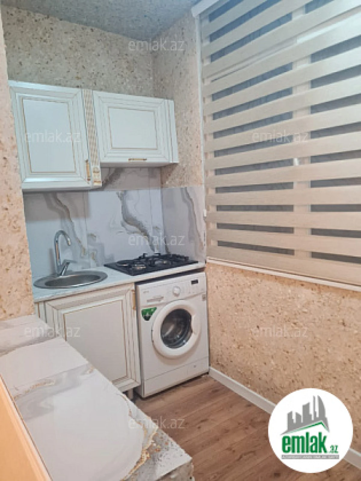 Satılır 2 otaqlı köhnə tikili 35 m²