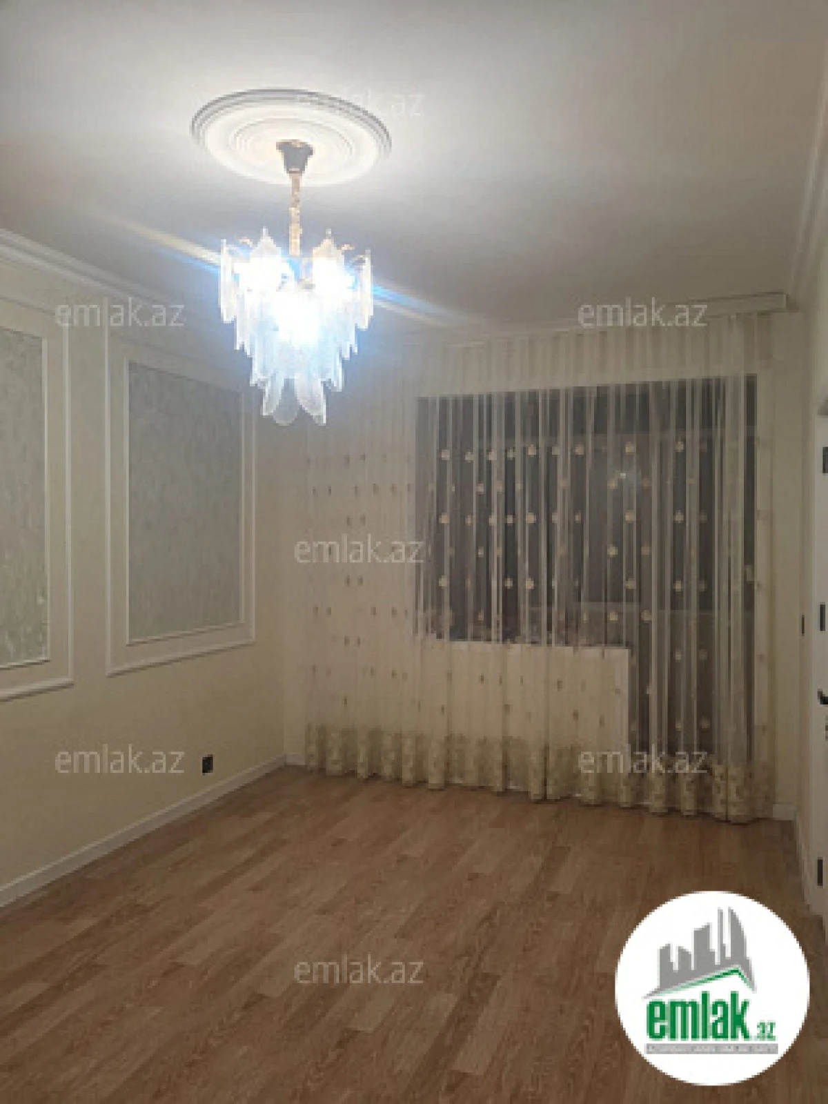 Satılır 2 otaqlı köhnə tikili 35 m²
