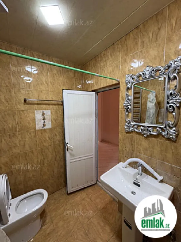 Satılır 3 otaqlı köhnə tikili 90 m²