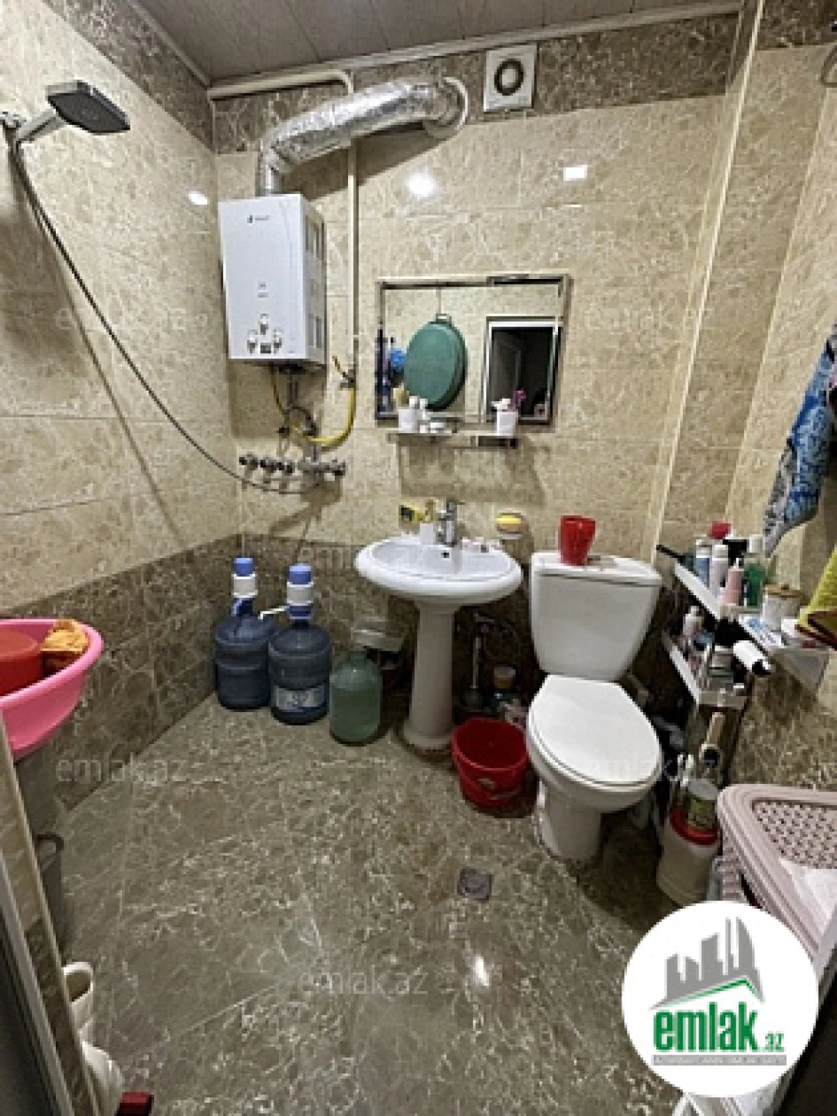 Satılır 2 otaqlı köhnə tikili 35 m²