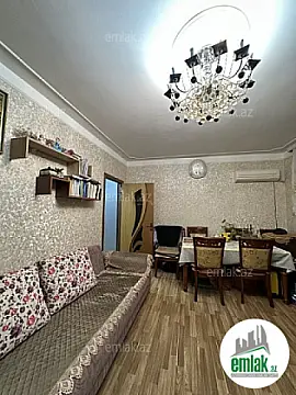 Satılır 2 otaqlı köhnə tikili 35 m²