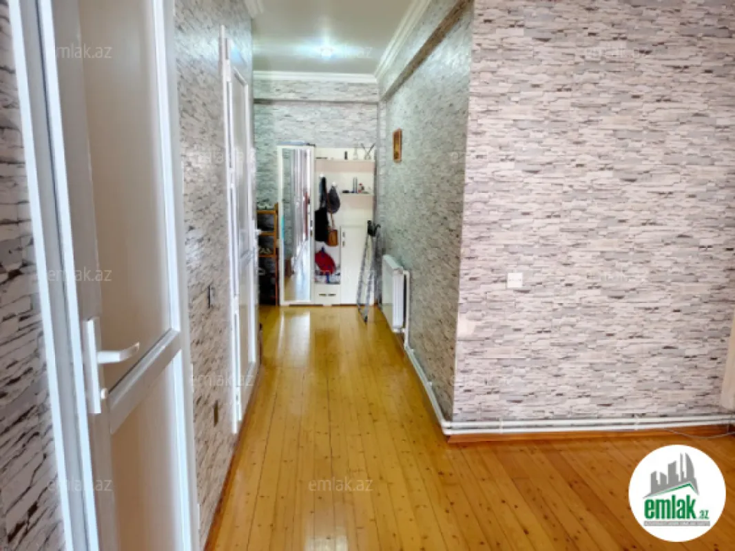 Satılır 3 otaqlı yeni tikili 85 m²
