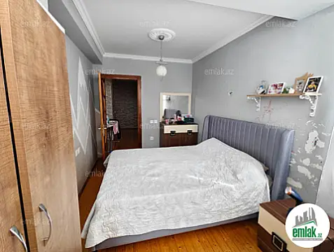 Satılır 3 otaqlı yeni tikili 85 m²