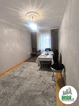 Satılır 3 otaqlı həyət evi 80 m²