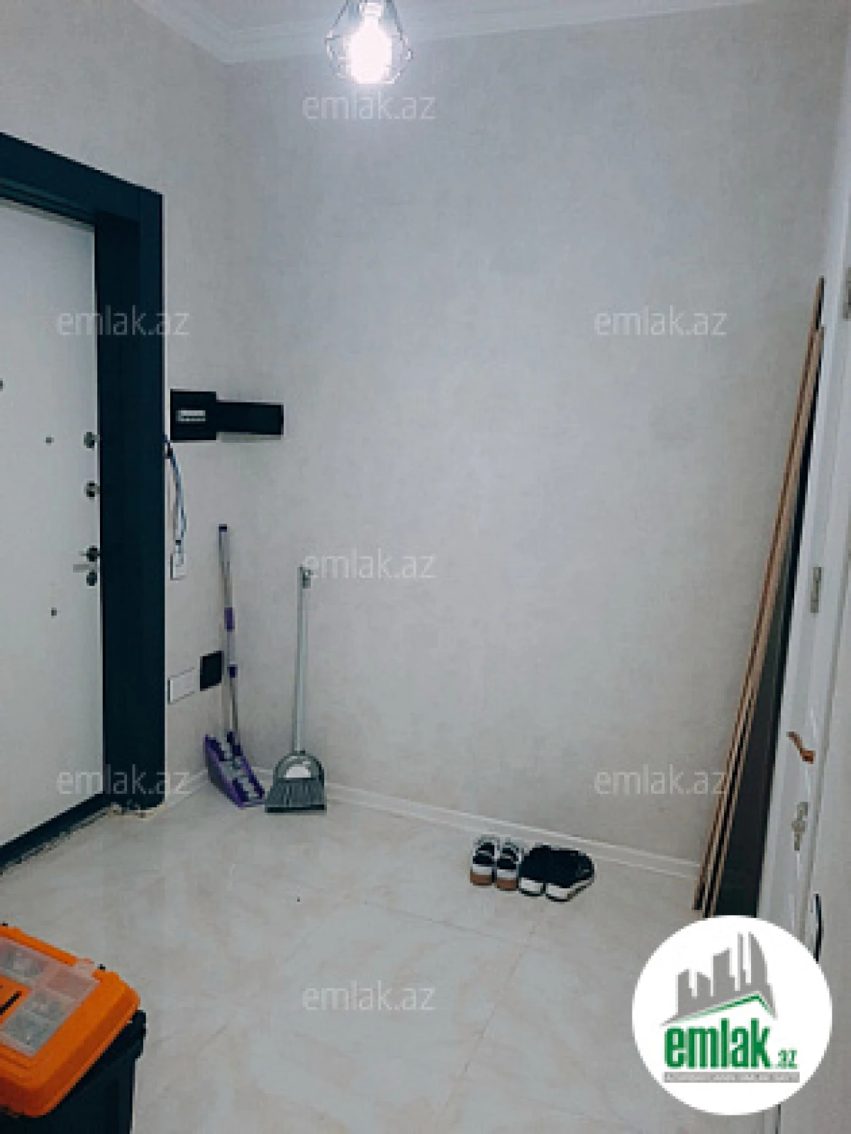 Satılır 3 otaqlı yeni tikili 93 m²