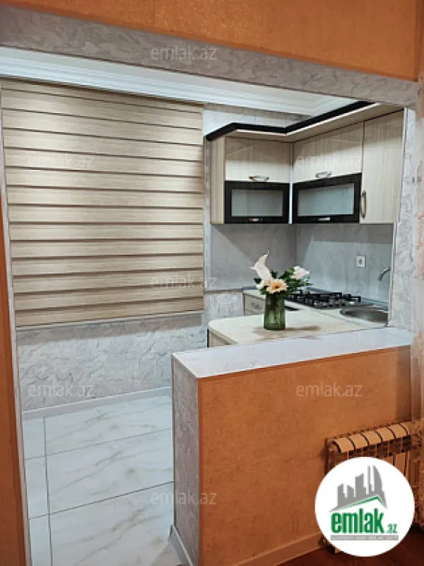 Satılır 2 otaqlı köhnə tikili 45 m²