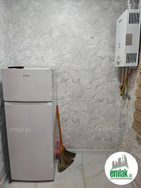 Satılır 2 otaqlı köhnə tikili 45 m²