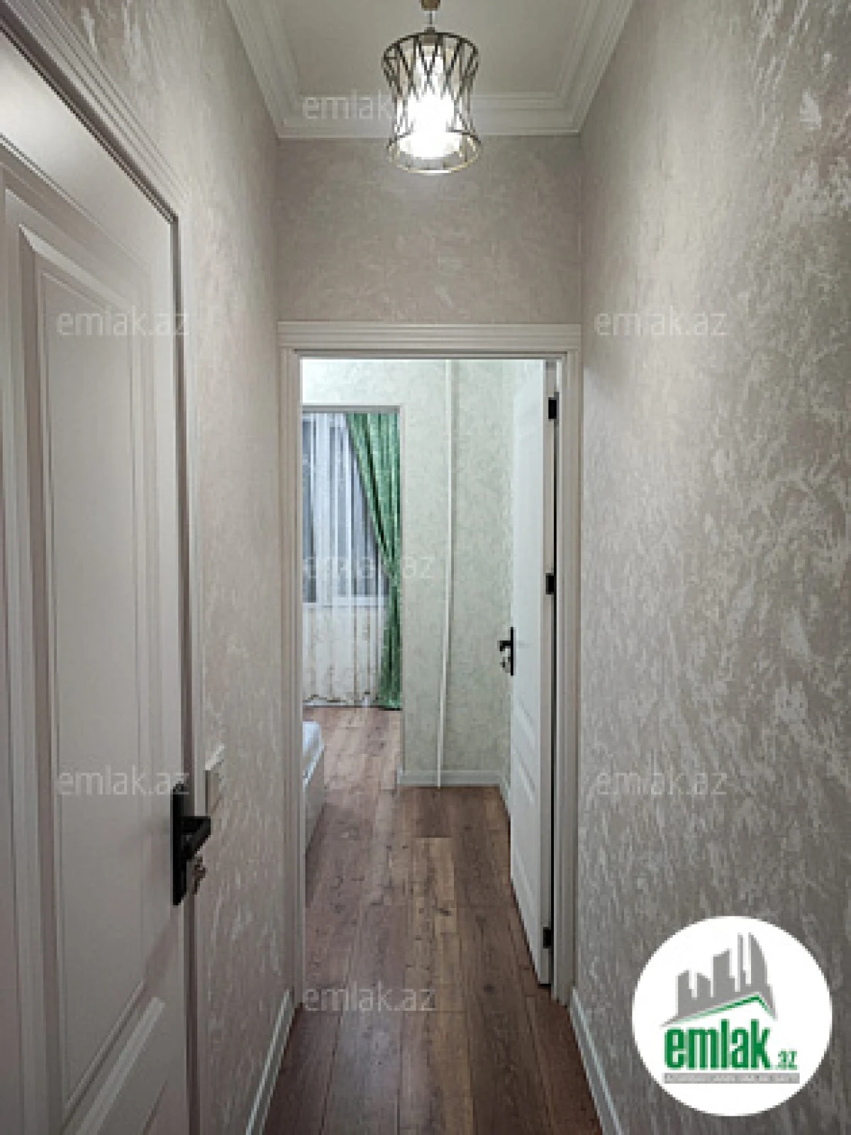 Satılır 2 otaqlı köhnə tikili 45 m²