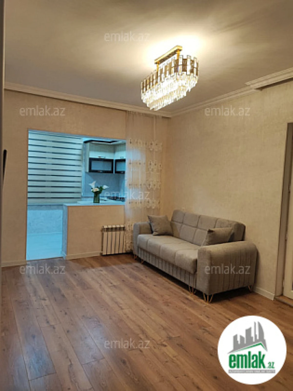 Satılır 2 otaqlı köhnə tikili 45 m²