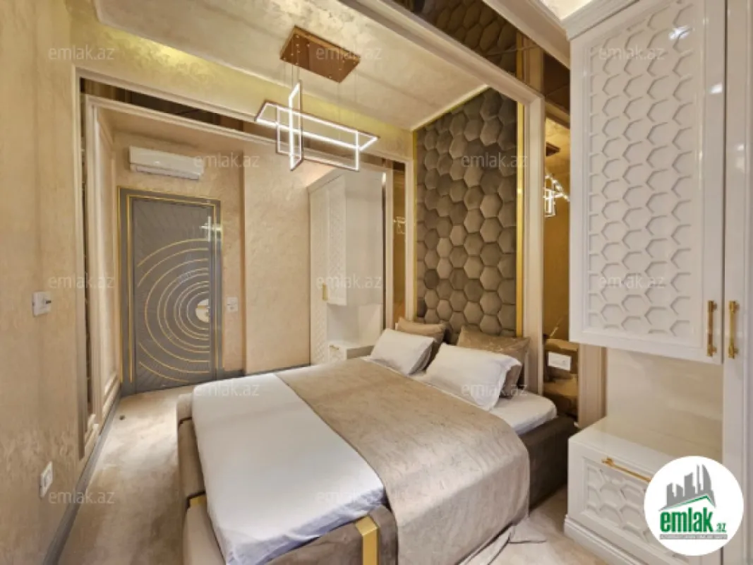 Satılır 4 otaqlı yeni tikili 165 m²