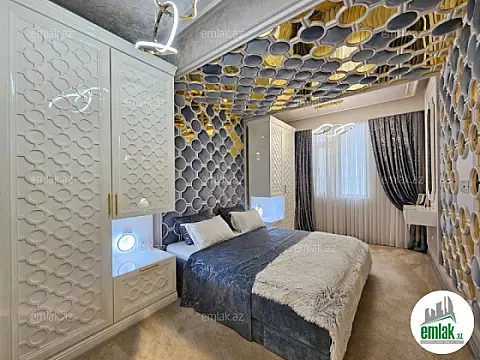 Satılır 4 otaqlı yeni tikili 165 m²