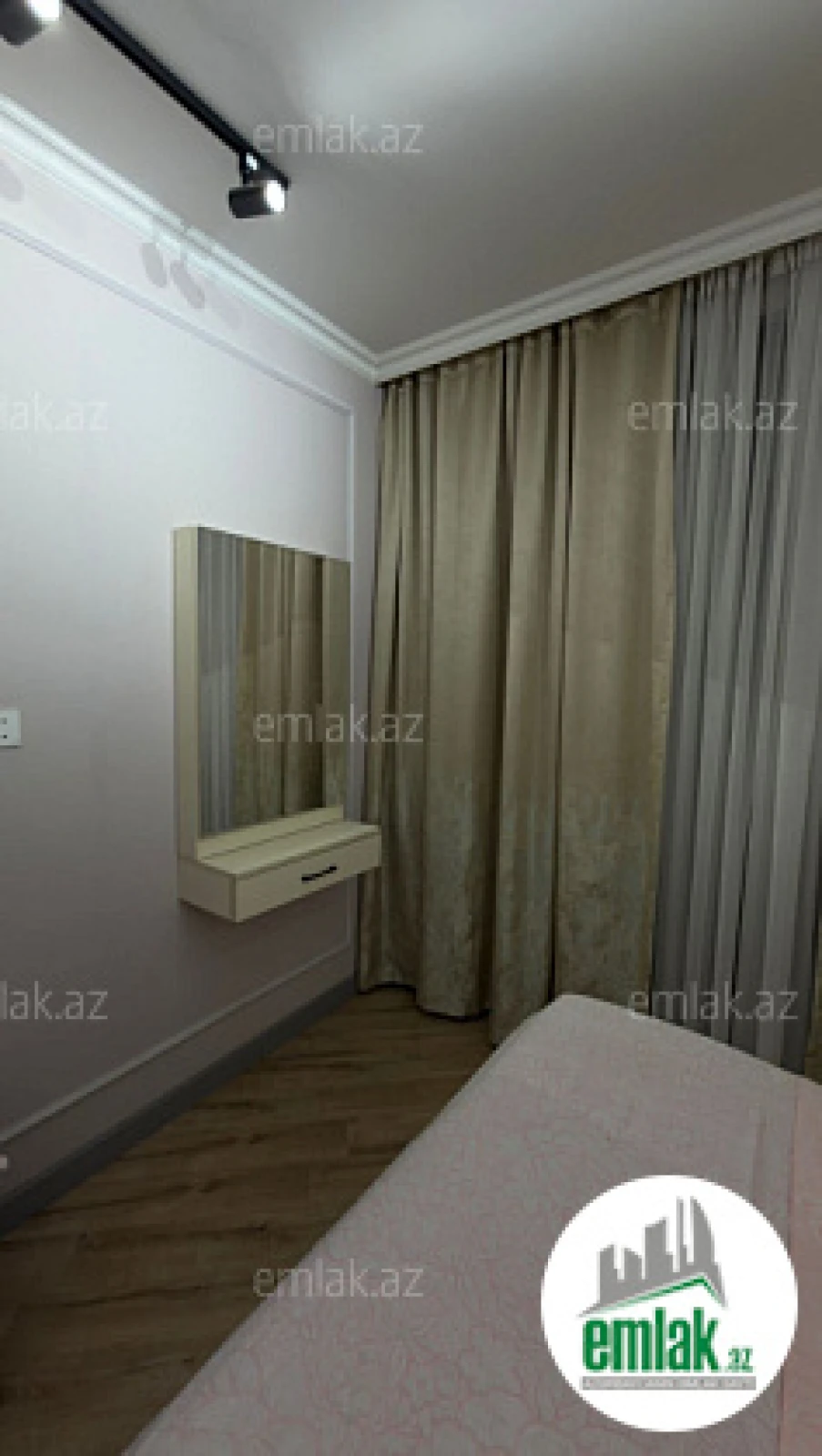 Satılır 2 otaqlı yeni tikili 62 m²