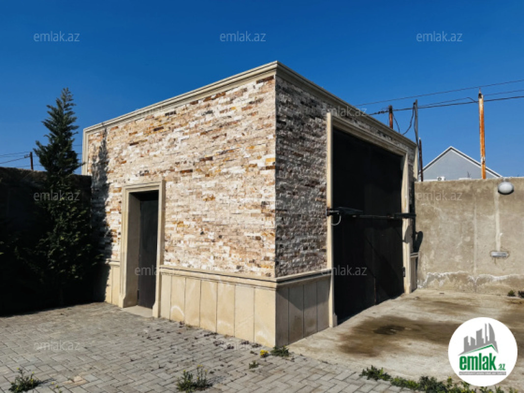 Satılır 5 otaqlı mənzil 400 m²