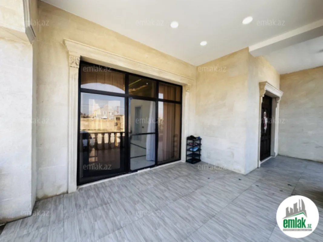Satılır 5 otaqlı mənzil 400 m²