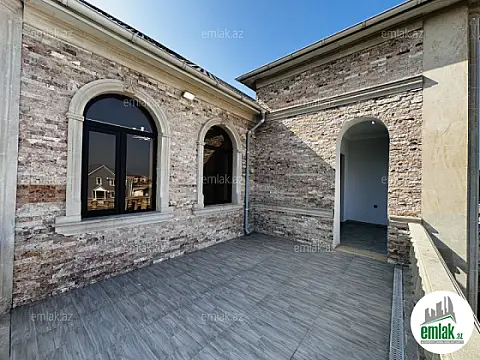 Satılır 5 otaqlı mənzil 400 m²