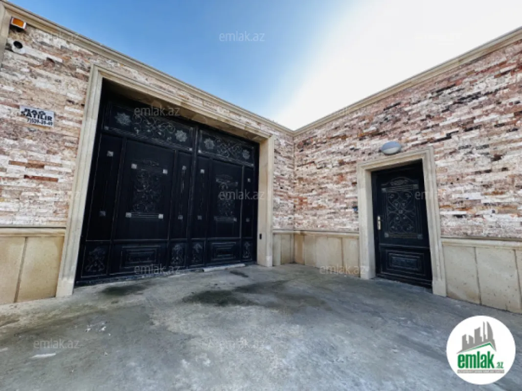 Satılır 5 otaqlı mənzil 400 m²