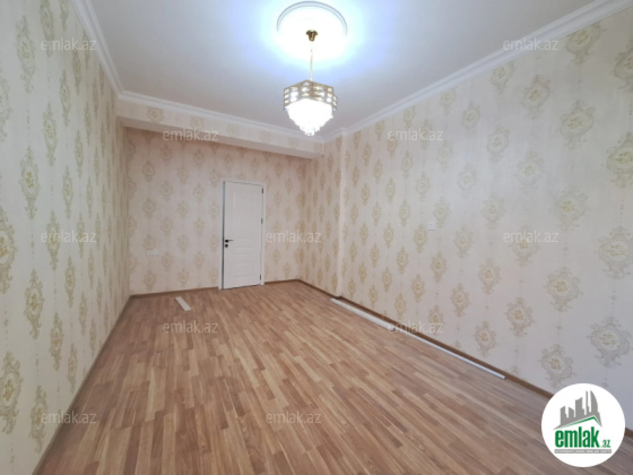 Satılır 2 otaqlı yeni tikili 100 m²