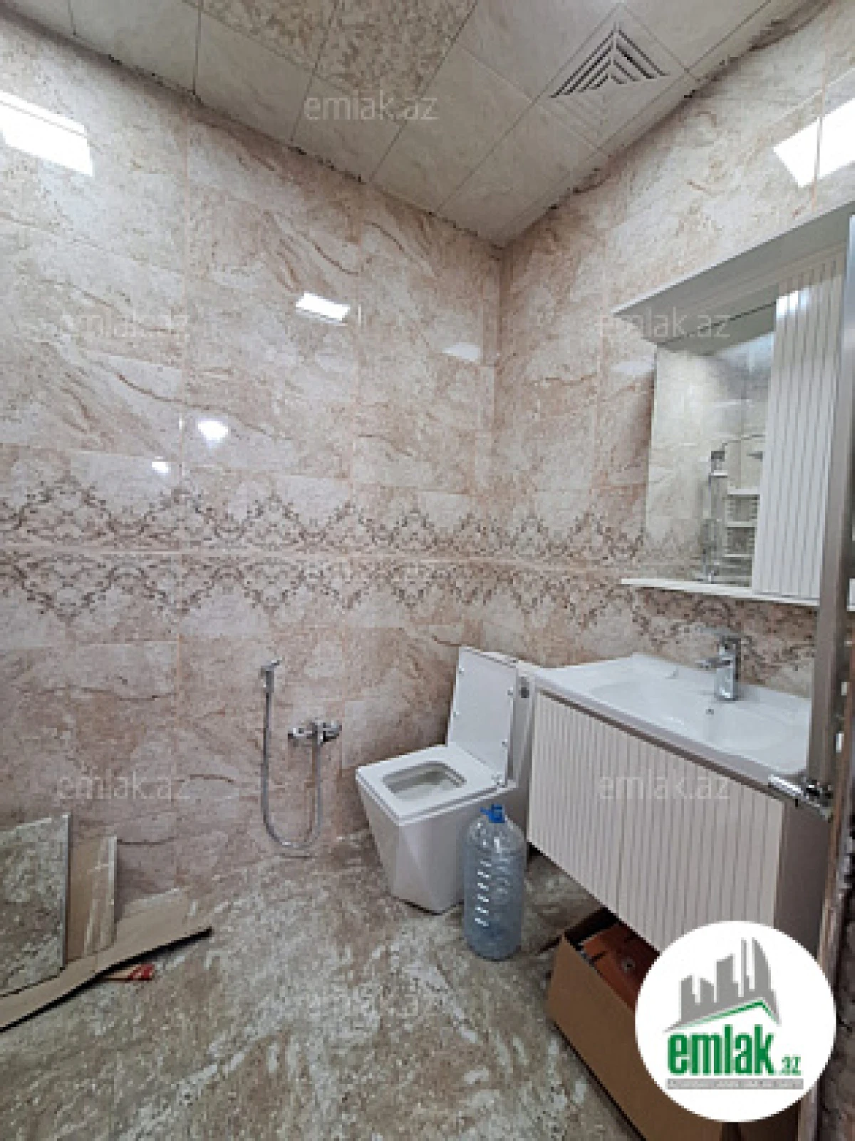 Satılır 2 otaqlı yeni tikili 100 m²