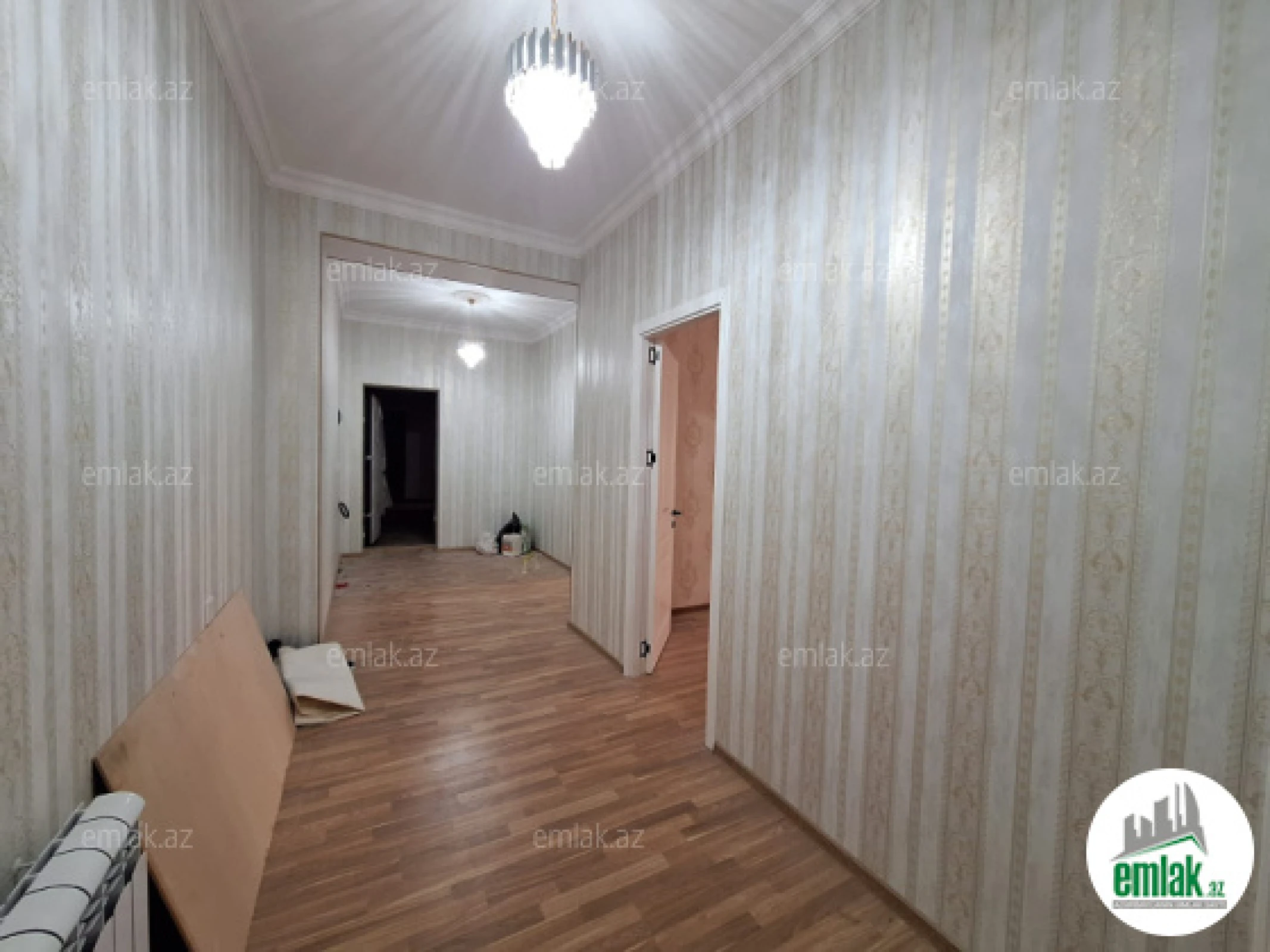 Satılır 2 otaqlı yeni tikili 100 m²