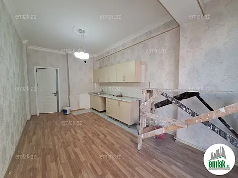 Satılır 2 otaqlı yeni tikili 100 m²