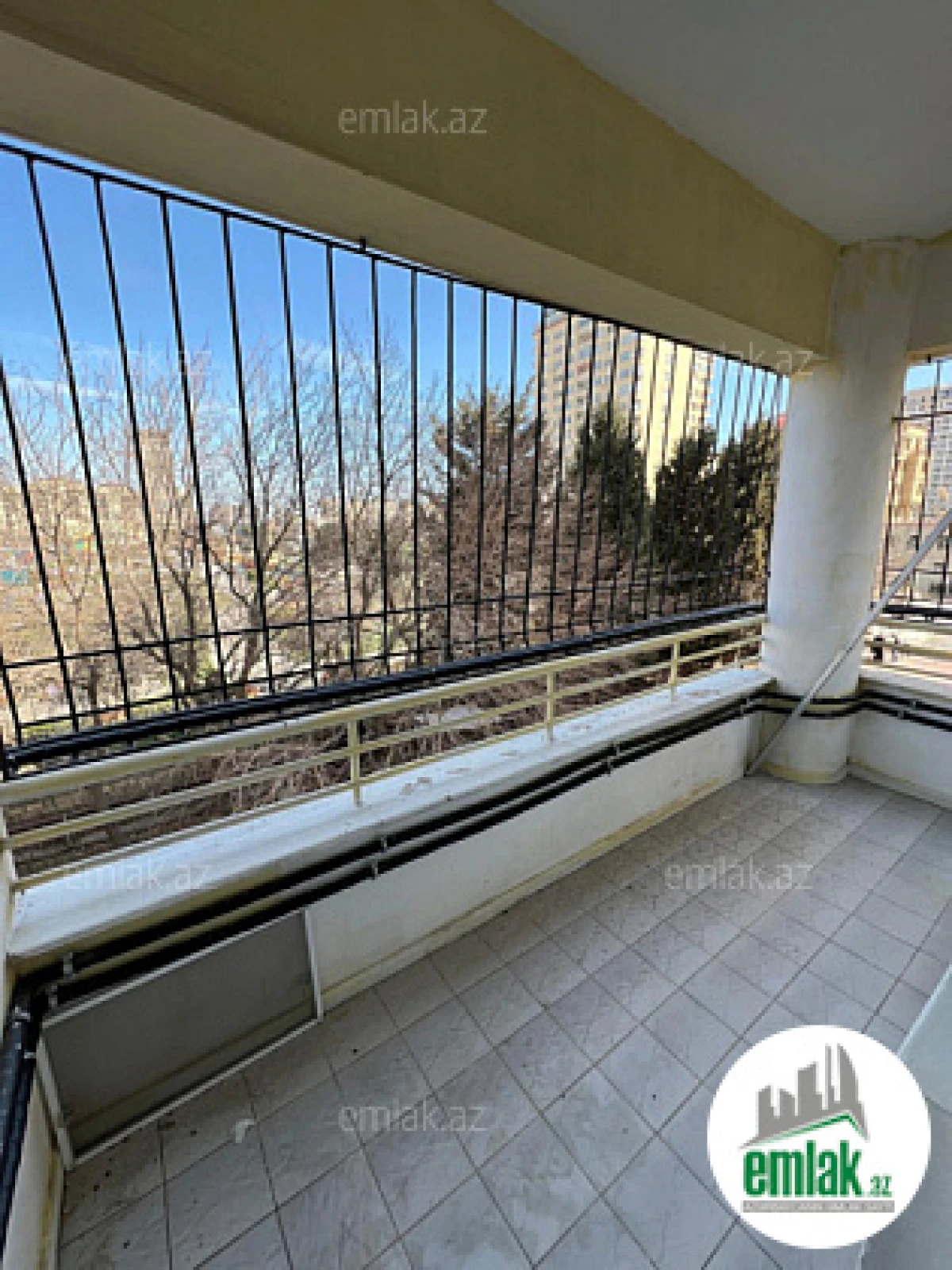 Satılır 3 otaqlı yeni tikili 110 m²