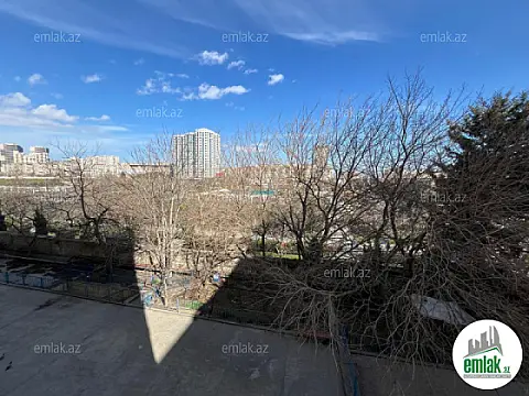 Satılır 3 otaqlı yeni tikili 110 m²