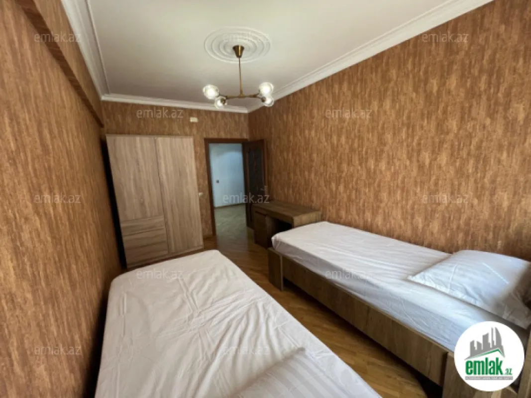 Satılır 3 otaqlı yeni tikili 110 m²