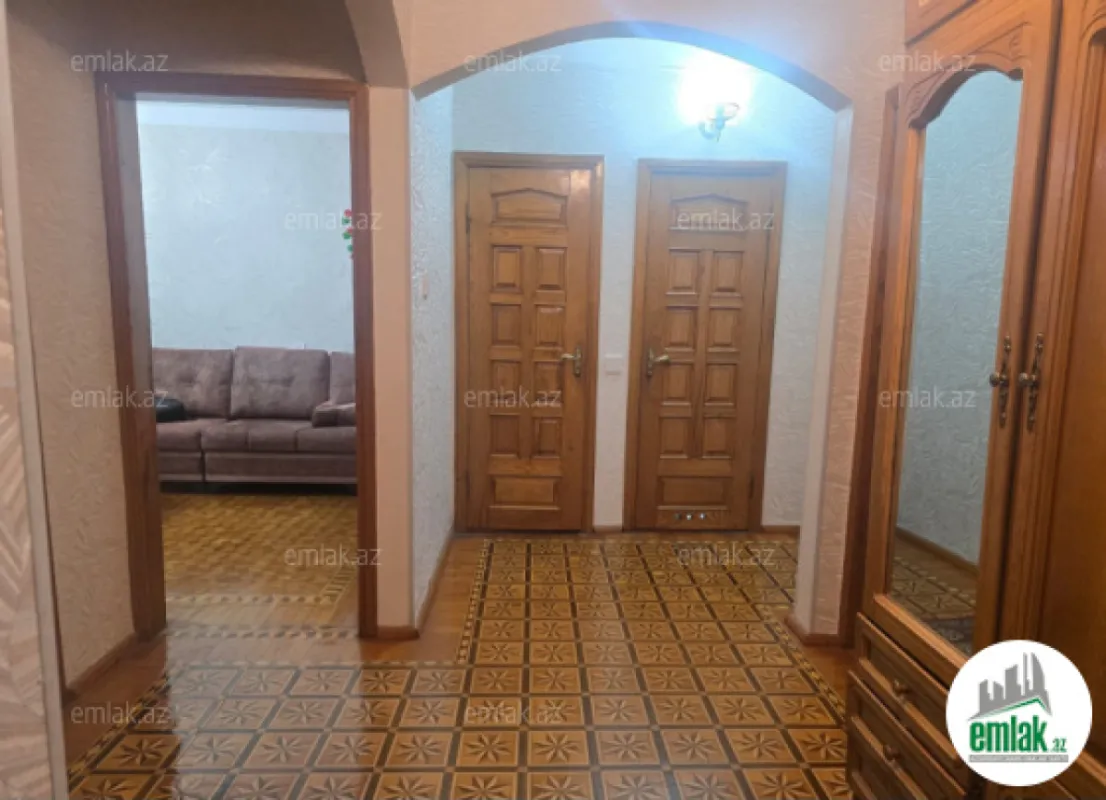 Satılır 3 otaqlı köhnə tikili 85 m²